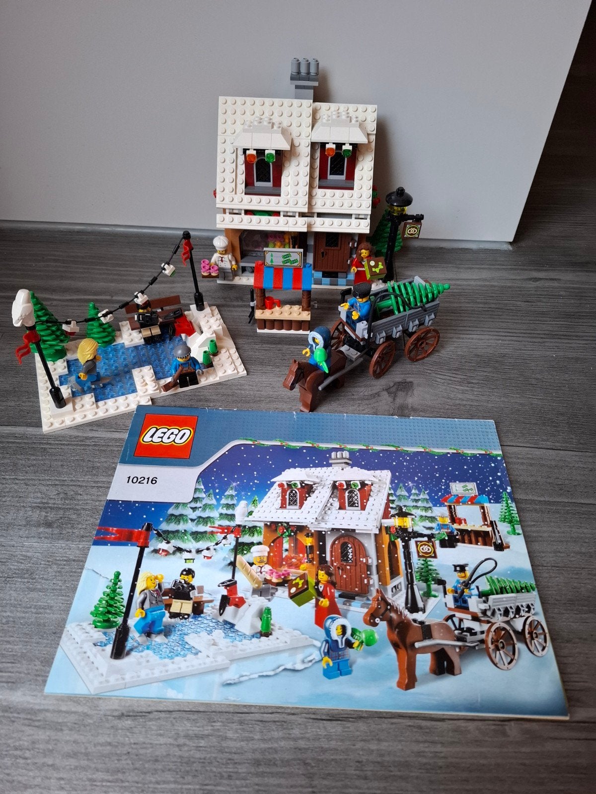 LEGO 10216 Winter Village Bakery, Kinderen en Baby's, Speelgoed | Duplo en Lego, Ophalen of Verzenden, Zo goed als nieuw