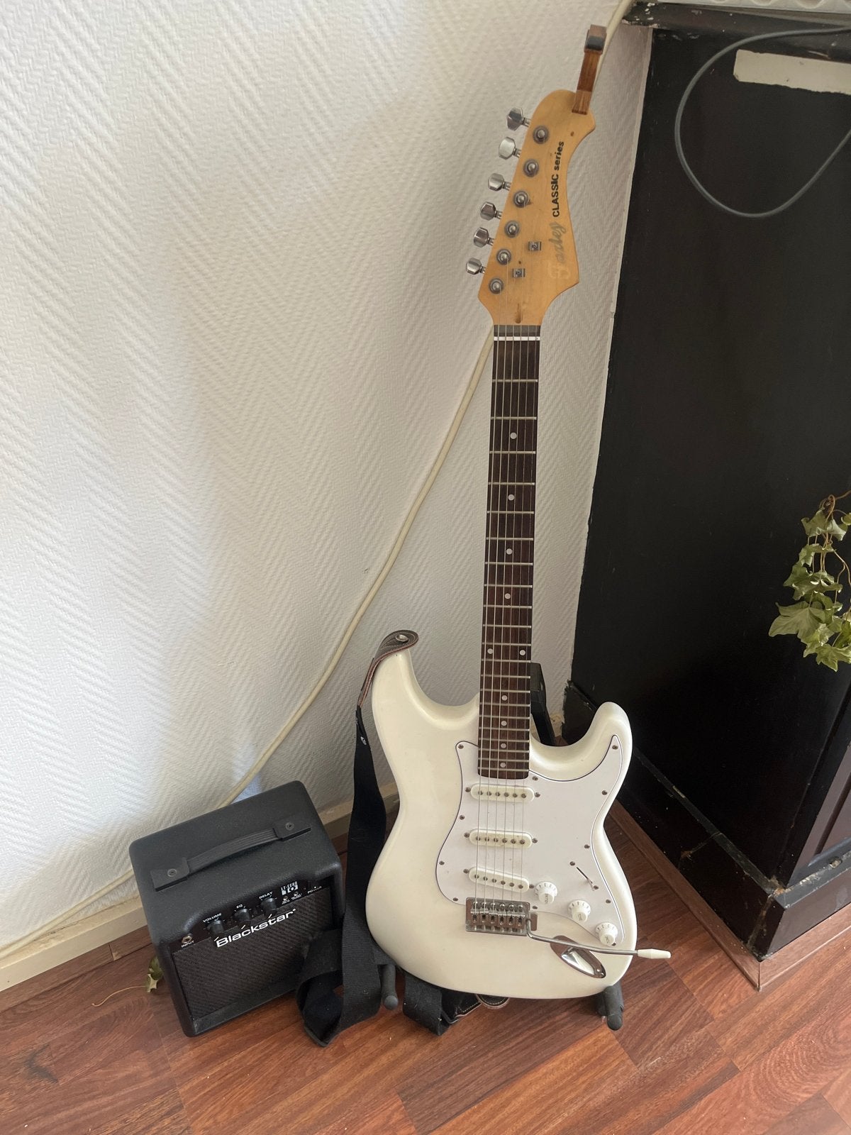 Fender Stratocaster Classic Vibe met Blackstar versterker, Muziek en Instrumenten, Ophalen, Fender, Gebruikt, Met versterker
