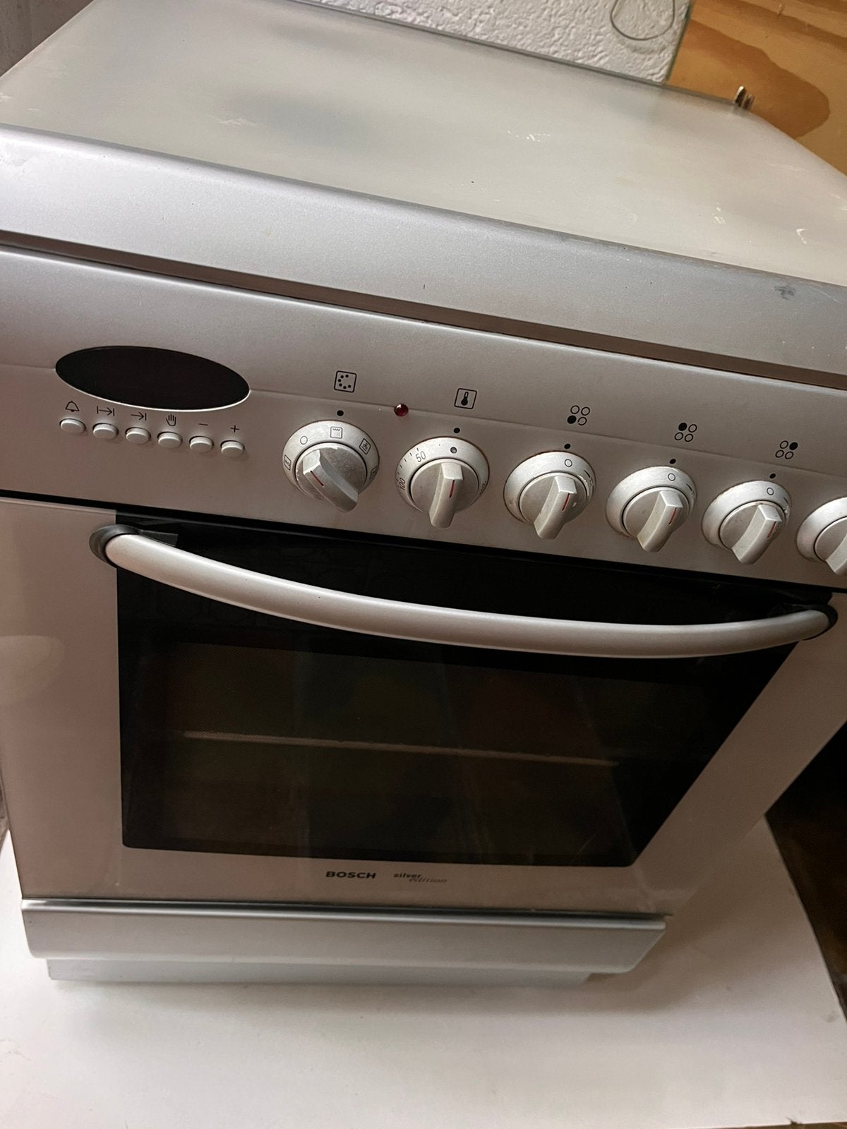 Bosch gasfornuis met oven. Werkt perfect!, Witgoed en Apparatuur, Ophalen, Gebruikt, 4 kookzones, Energieklasse A of zuiniger
