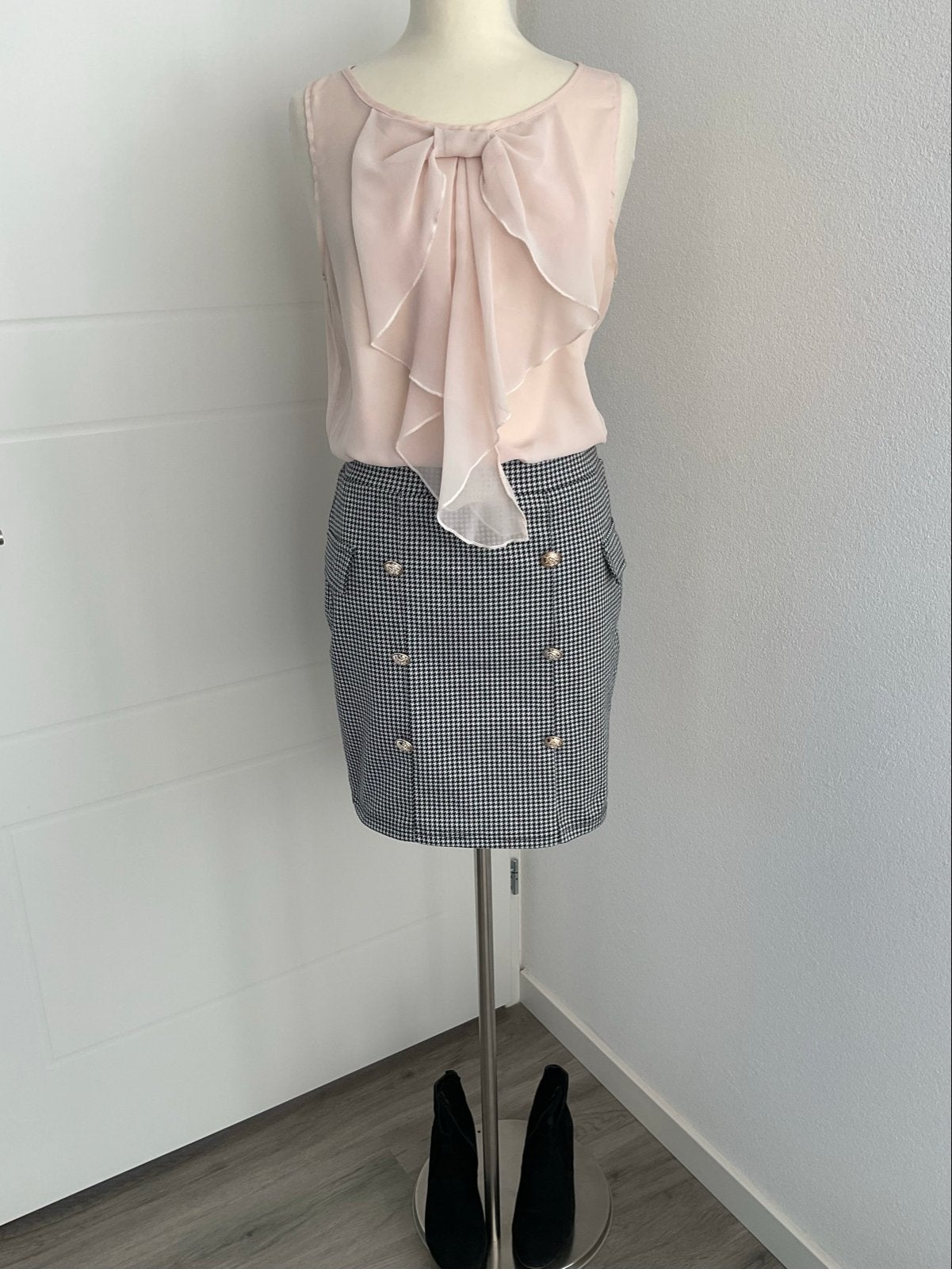 Cherry / Koko /  rok pied-de-poule met goudkleurige knopen, Kleding | Dames, Verzenden, Zwart, Zo goed als nieuw, Maat 36 (S)
