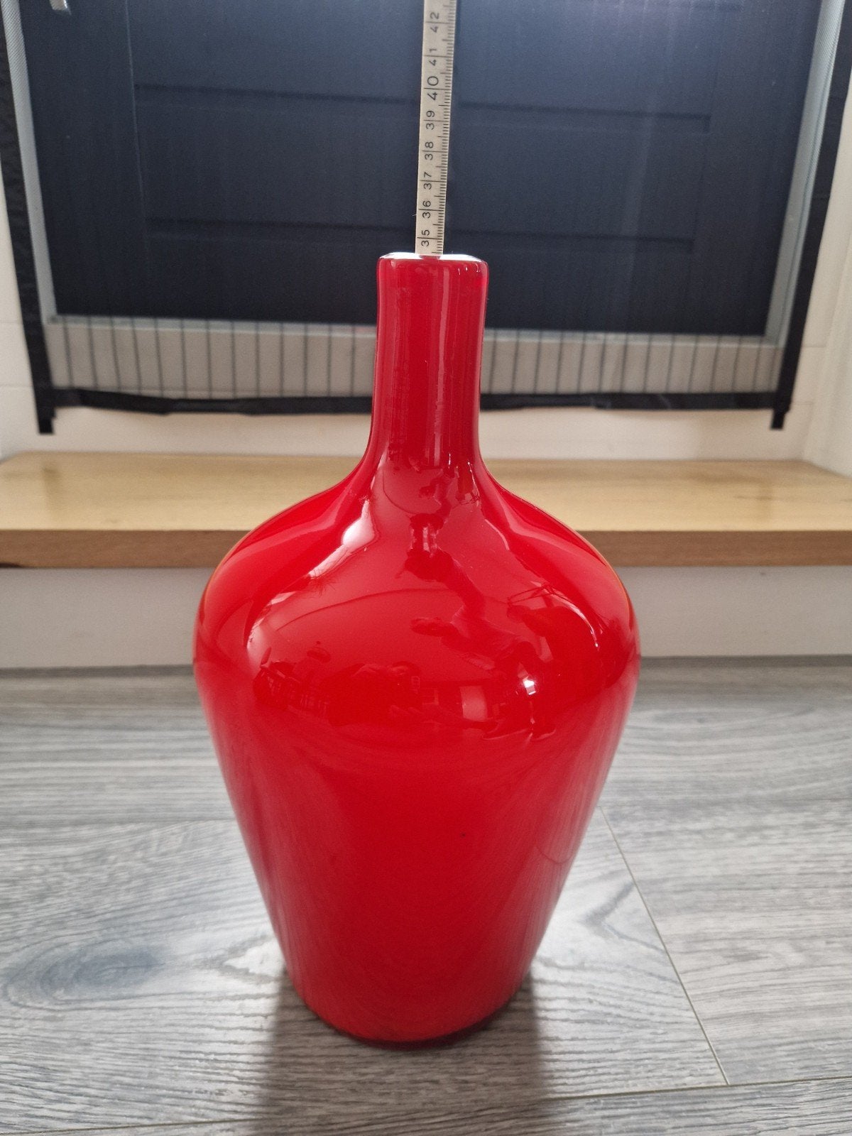 Grote rode glazen vaas - 42 cm hoog, Ophalen