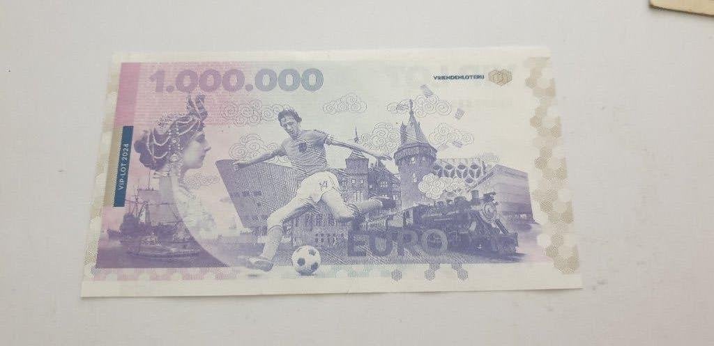 3340 reclame biljet vriendenloterij 2024 cruijf 1000000 euro, Postzegels en Munten, Verzenden, Euro's