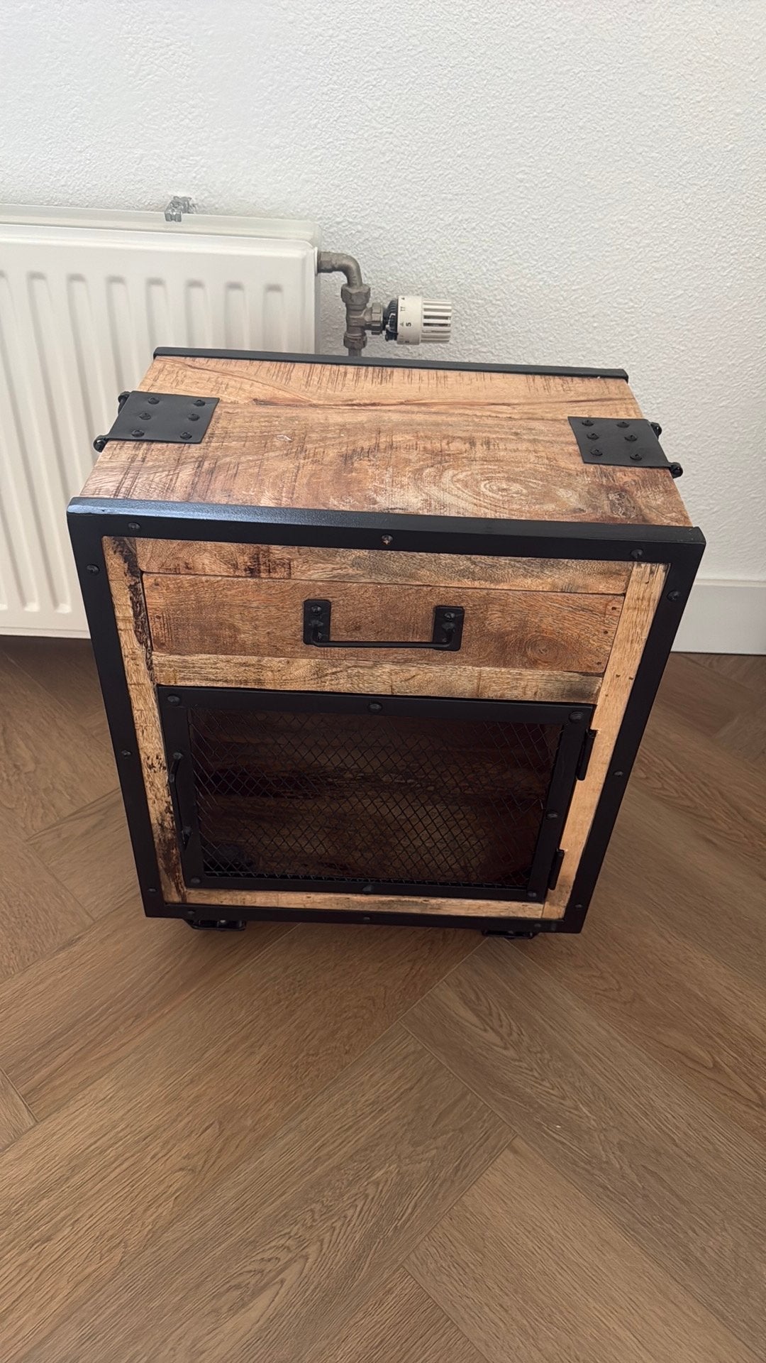 Nachtkasjes 2x, Ophalen, Zo goed als nieuw, Minder dan 45 cm, Minder dan 55 cm