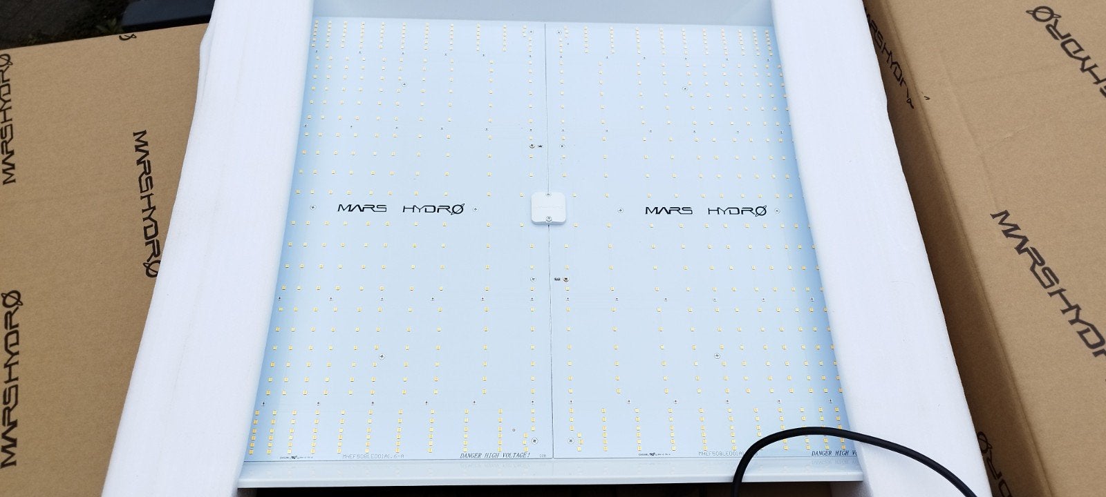Kweeklamp Marshydro TS-3000, Verzenden