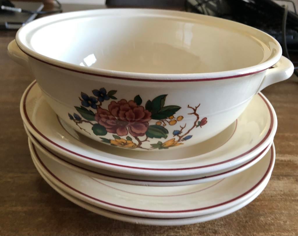 Servies villeroy en boch Florida, Huis en Inrichting, Keuken | Servies, Ophalen of Verzenden, Porselein, Overige stijlen, Bord(en)