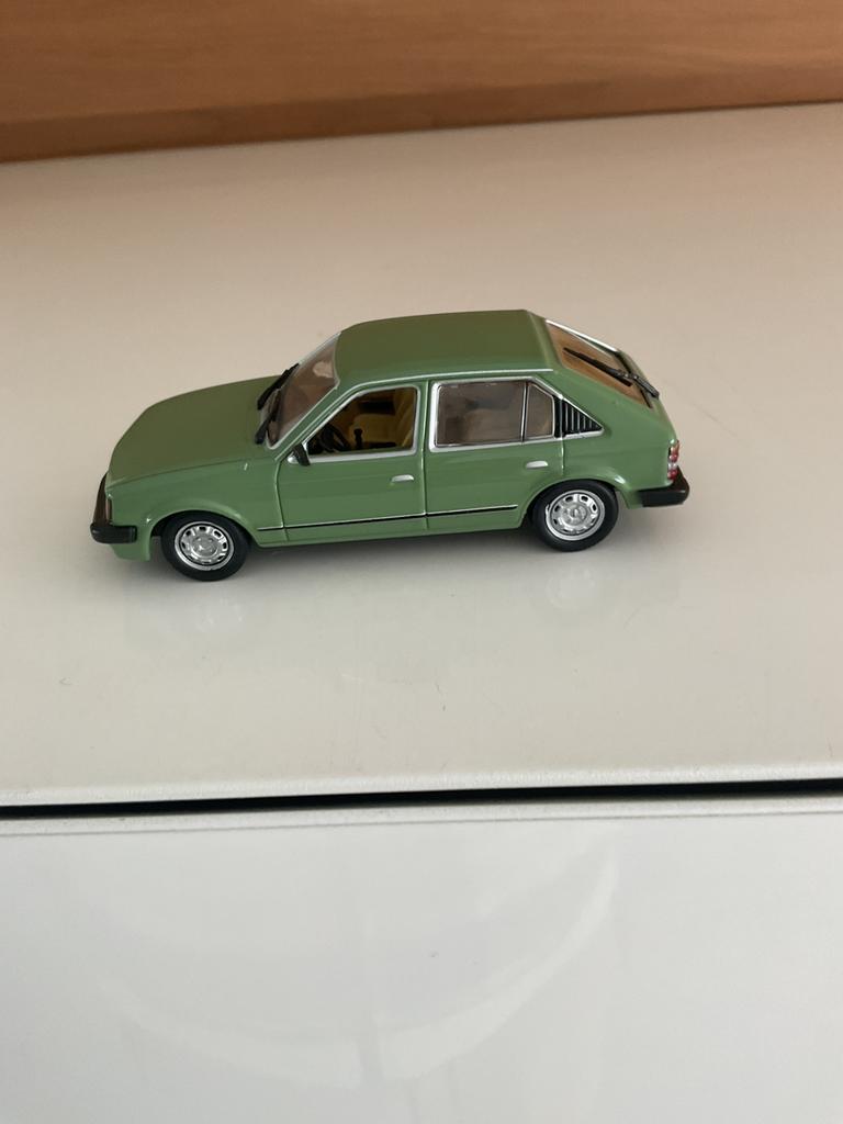 Opel Kadett D 5-deurs, Hobby en Vrije tijd, Modelauto's | 1:43, Ophalen, Auto