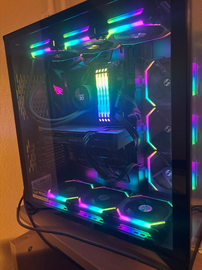 Gaming pc, Computers en Software, Desktop Pc's, Ophalen of Verzenden, Zo goed als nieuw