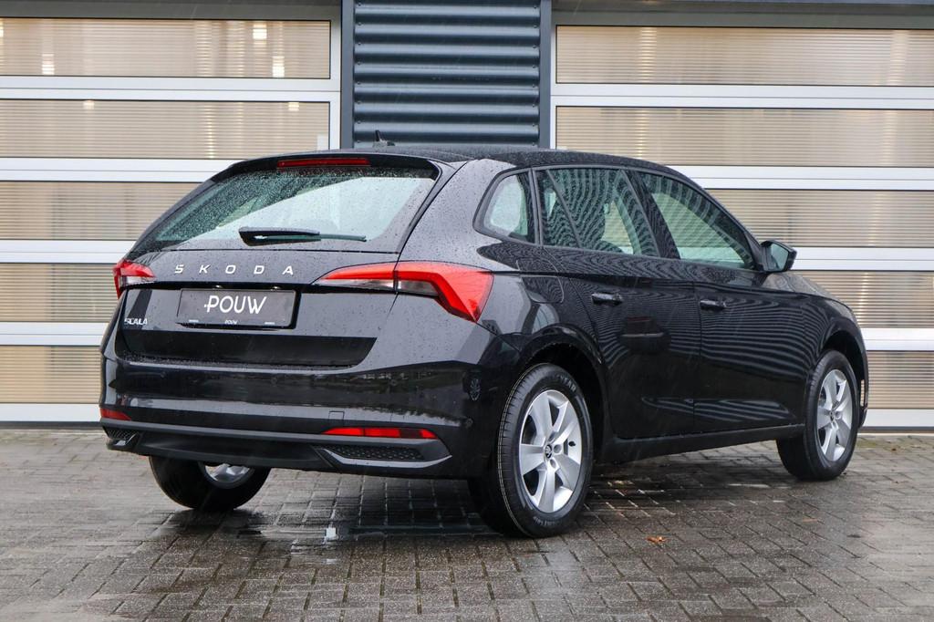 Skoda Scala 1.0 TSI 115pk Selection | Trekhaak | Travel Pakk, Voorwielaandrijving, 12 maanden, 116 pk, Zwart