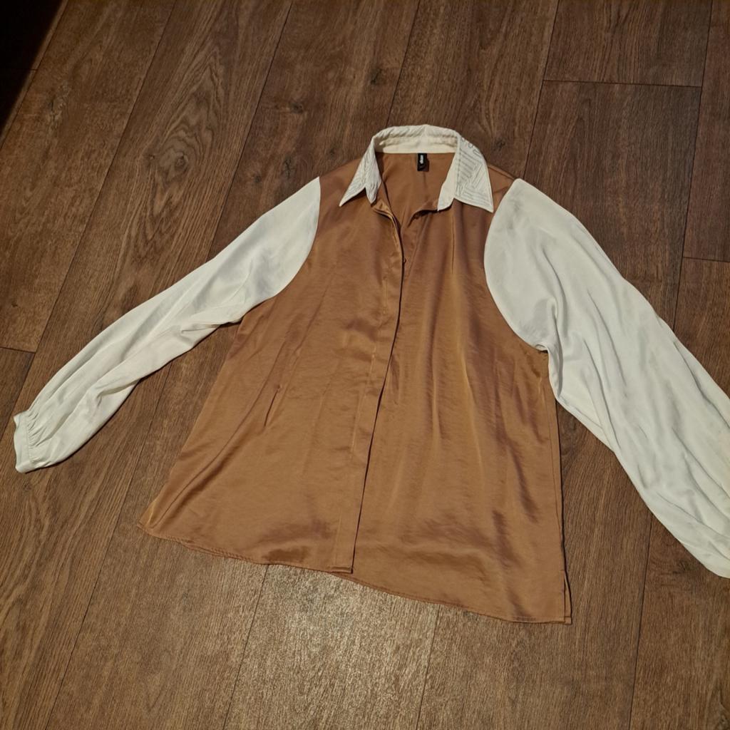 satijnen blouse EKSEPT mt M, Maat 38/40 (M), Beige, Ophalen of Verzenden, Zo goed als nieuw