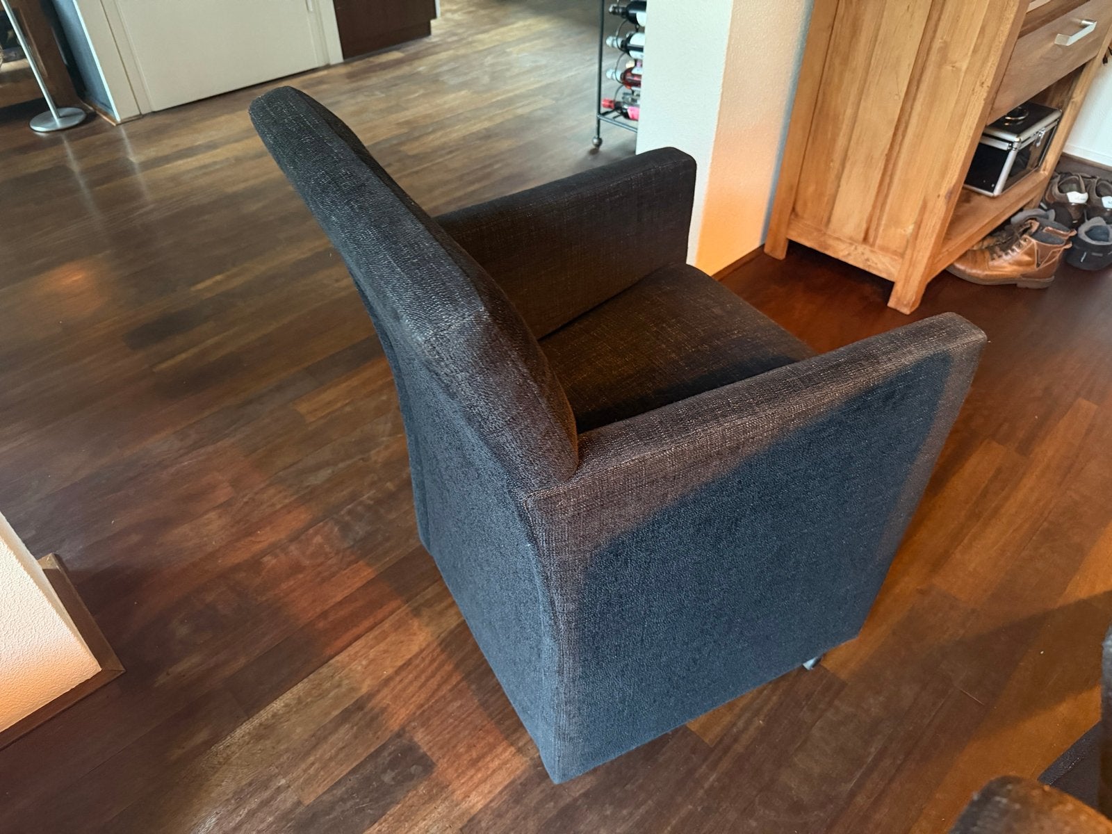 6 zwarte, gestoffeerde eetkamerstoelen op zwenkwieltjes, Ophalen, Gebruikt, Zwart, Stof
