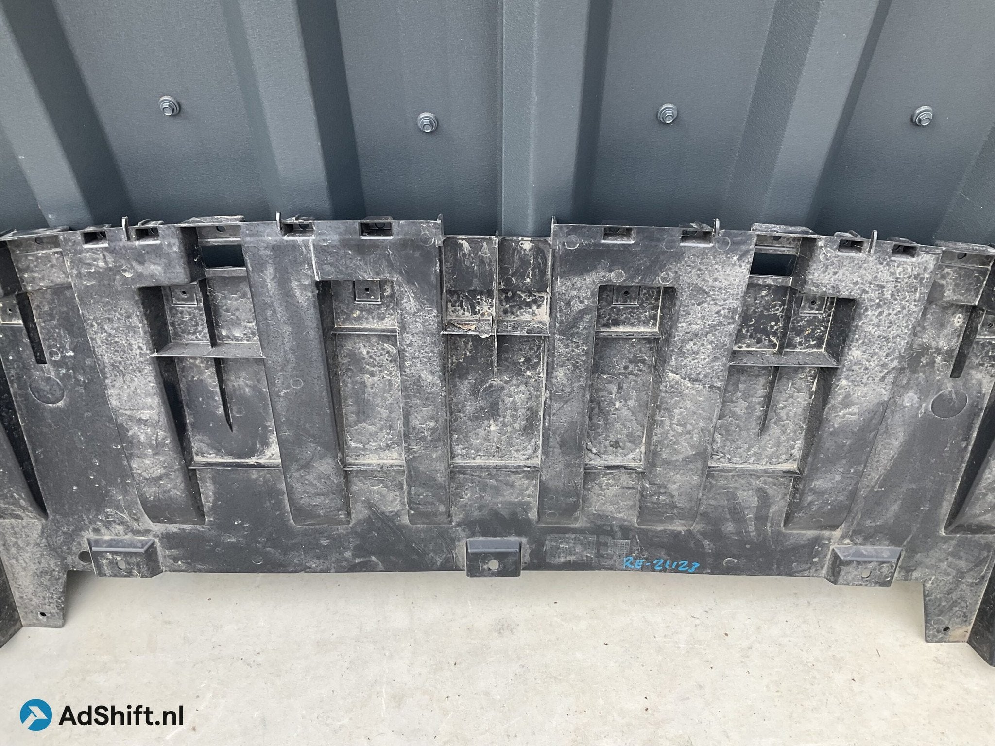 Bumper onderplaat lip Renault Trafic 214755869R 21-24 21123, Auto-onderdelen