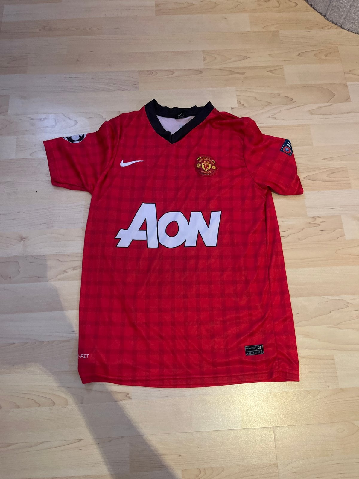 Manchester United Thuisshirt V. Persie 20 maat m, Ophalen of Verzenden, Gedragen, Maat 52/54 (L), Rood