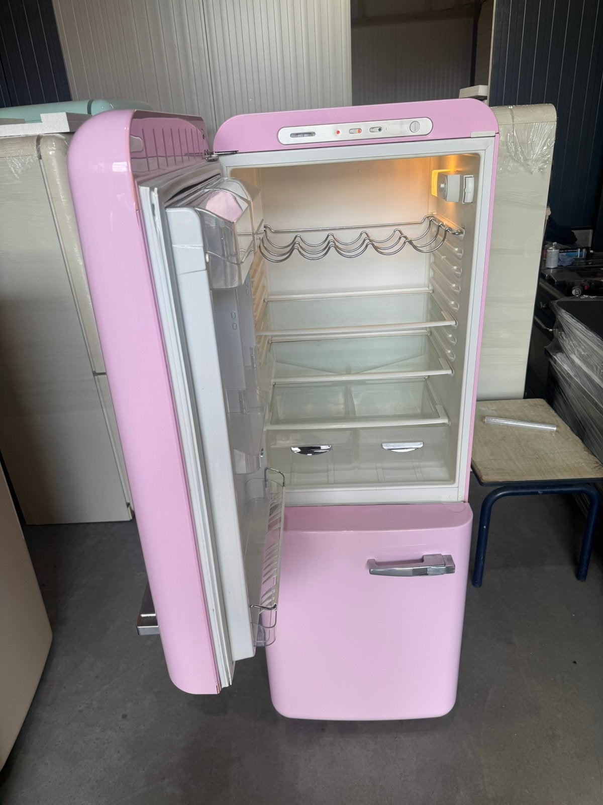 Smeg Koelkast met Vriezer - Roze Retro Design, Witgoed en Apparatuur, Bella, 200 liter of meer, 60 cm of meer, Met aparte vriezer