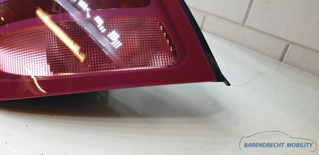 Achterlicht Nissan Almera II HB prefacelift hatchback links, Auto-onderdelen, Takashima 1-chome 1-1
220-8686  Yokohama, Ophalen of Verzenden