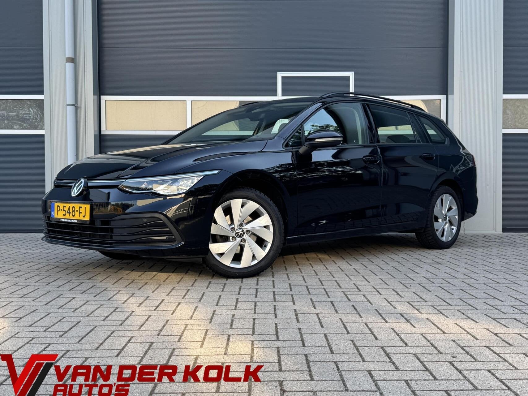 Volkswagen Golf Variant 1.0 TSI Life | Carplay | Adaptive cr, Auto's, Voorwielaandrijving, Gebruikt, Euro 6, Zwart