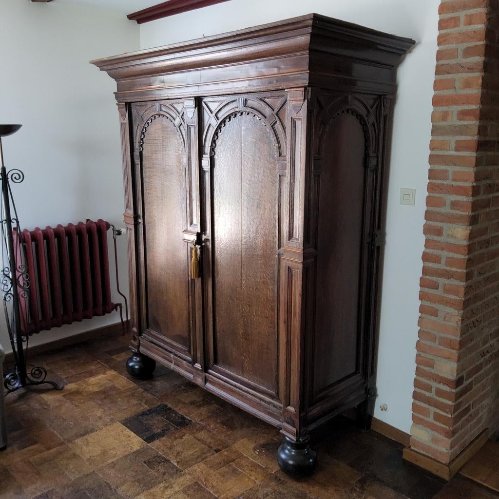 Antieke Utrechtse Toogkast - Eikenhout, originele staat, Antiek en Kunst, Ophalen