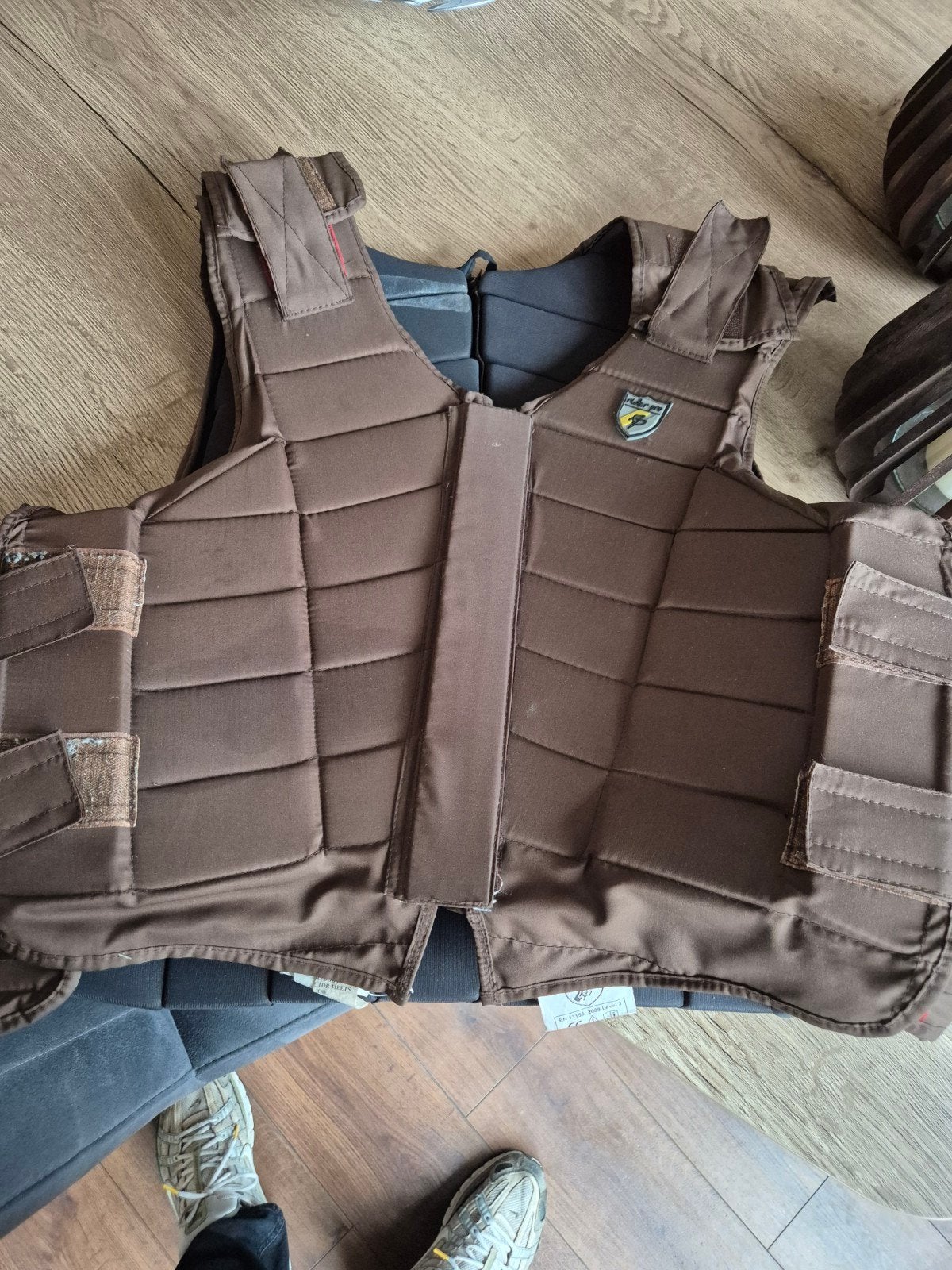 body protector  maat m, Ophalen of Verzenden, Zo goed als nieuw, Springen