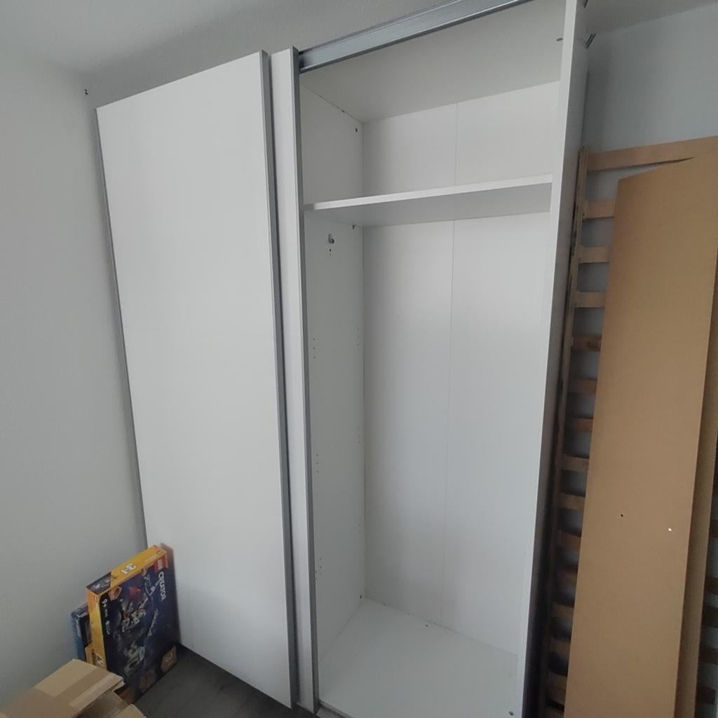 Grote kledingkast, Ophalen, Met deur(en), 200 cm of meer, 150 tot 200 cm