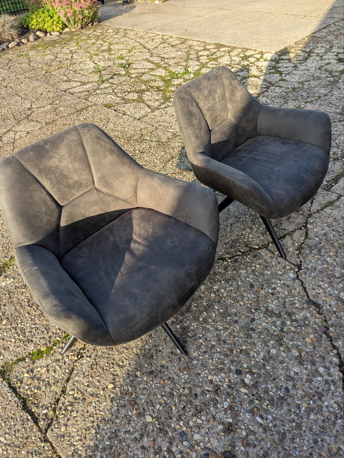 2 comfortabele draaibare fauteuils, Ophalen, Modern, Comfortabel, Twee, Zo goed als nieuw