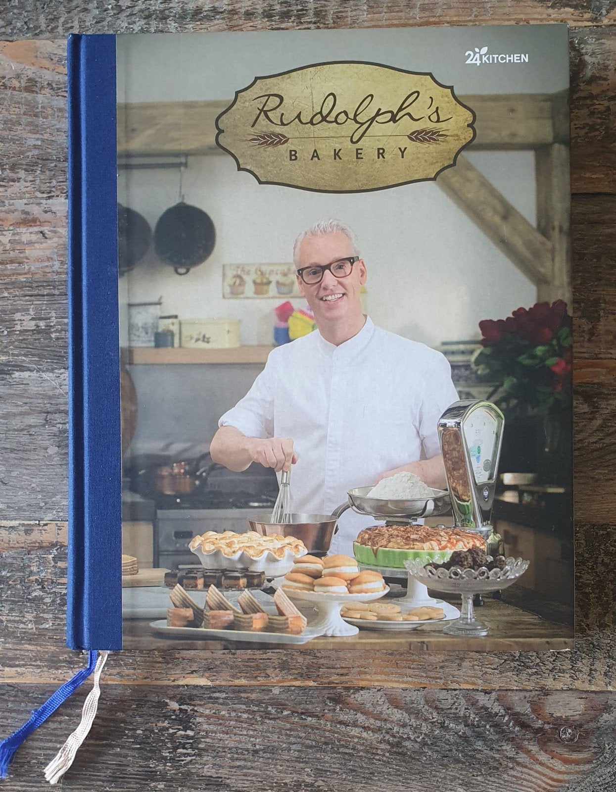 Rudolph's Bakery Kookboek - Bakken met Rudolph van Veen, Boeken, Taart, Gebak en Desserts, Ophalen of Verzenden, Zo goed als nieuw