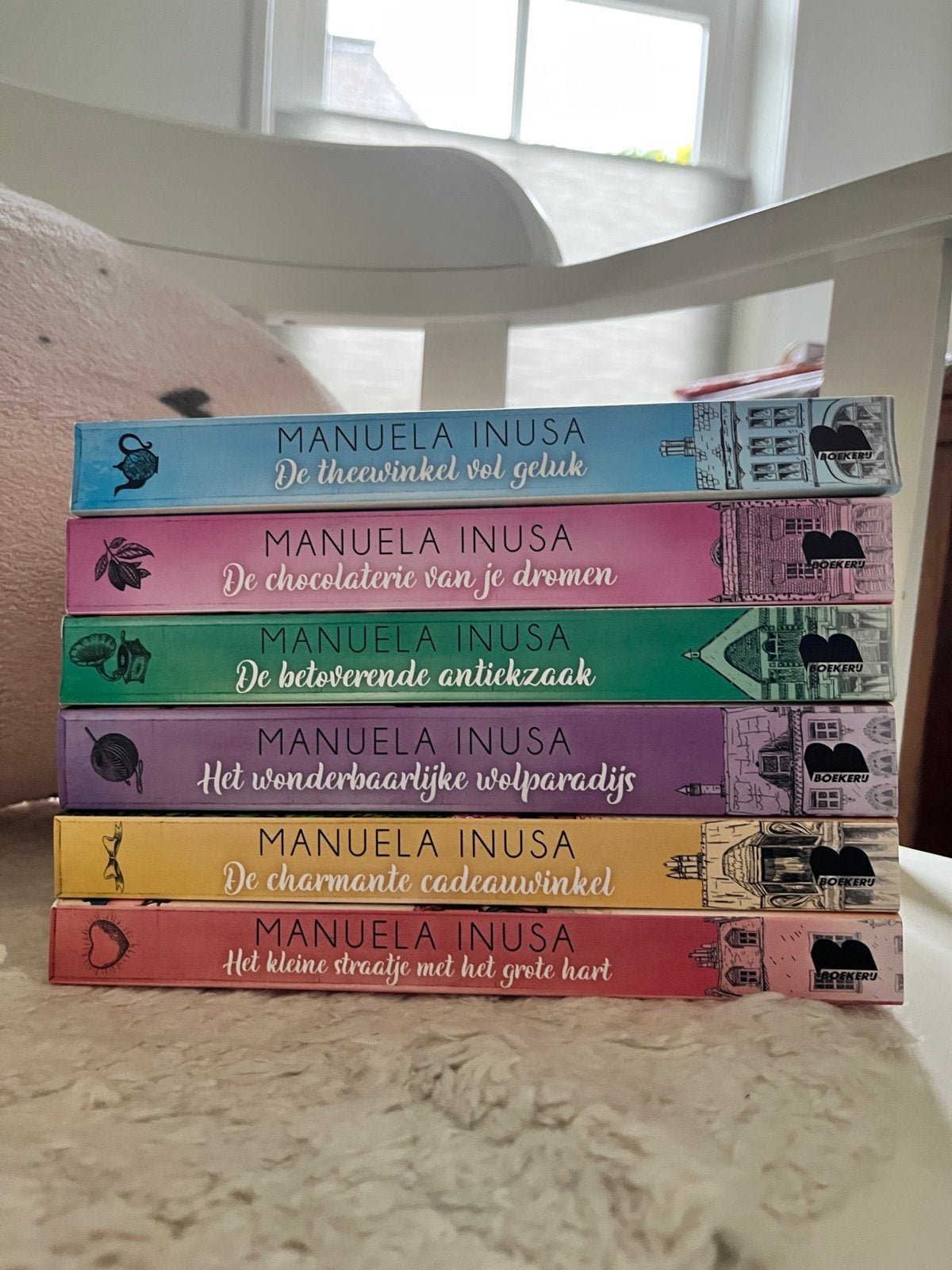 Complete boekenreeks Valerie Lane (6 delen) – Manuela Inusa, Boeken, Ophalen of Verzenden, Zo goed als nieuw