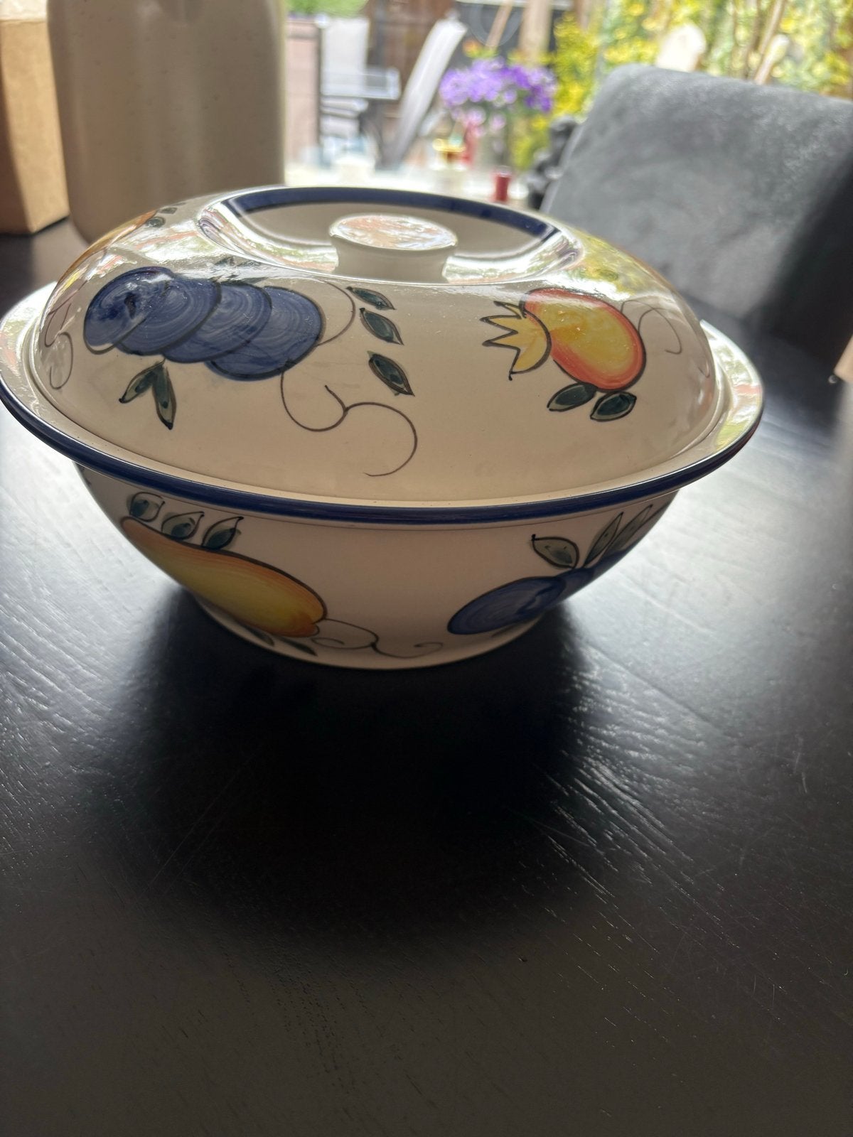 Mooie serveerschaal met deksel en fruitdecoratie, Ophalen, Schaal, Rond, Zo goed als nieuw