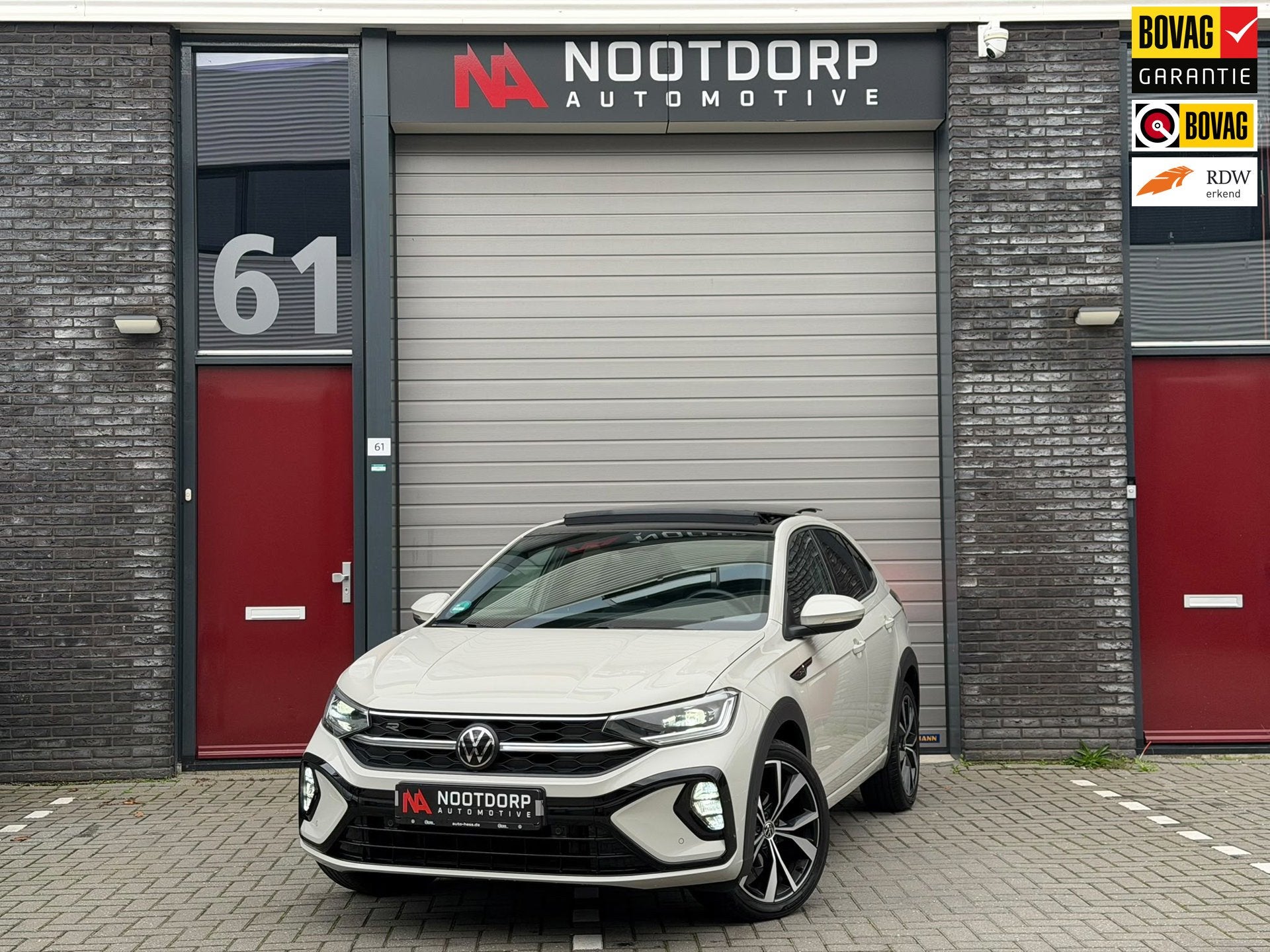 Volkswagen Taigo 1.5 TSI 3xR-Line Pano/IQ.Light/Keyless/Beat, Automaat, Dealer onderhouden, Gebruikt, Alcantara