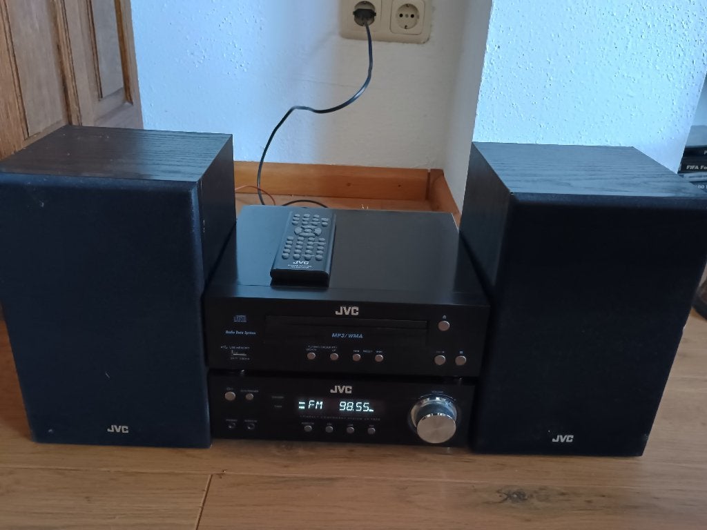 JVC radio CD/MP3 speler, Ophalen, JVC, Zo goed als nieuw, Cd-speler