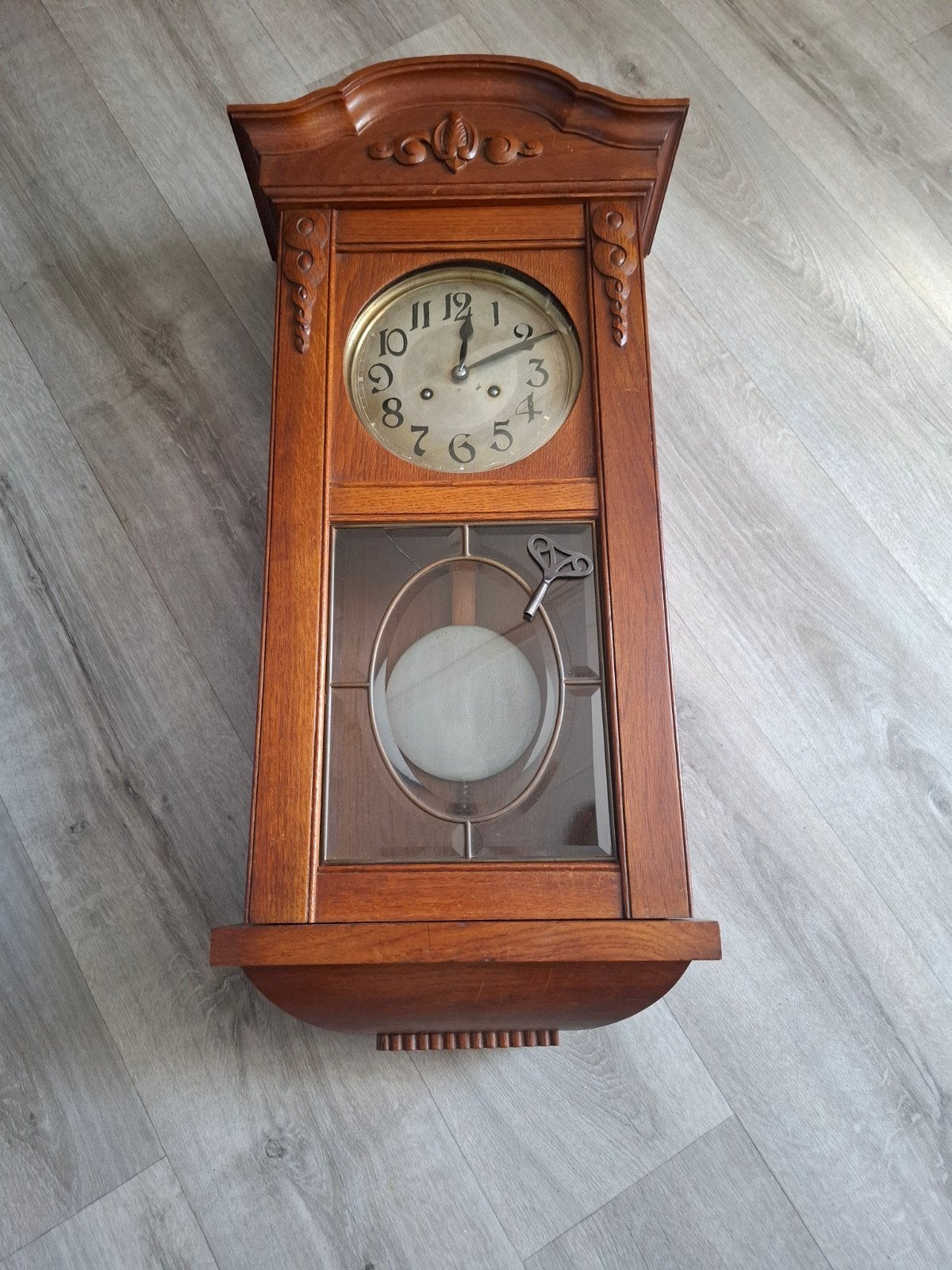 Klok Antiek 80 cm  hoog., Ophalen