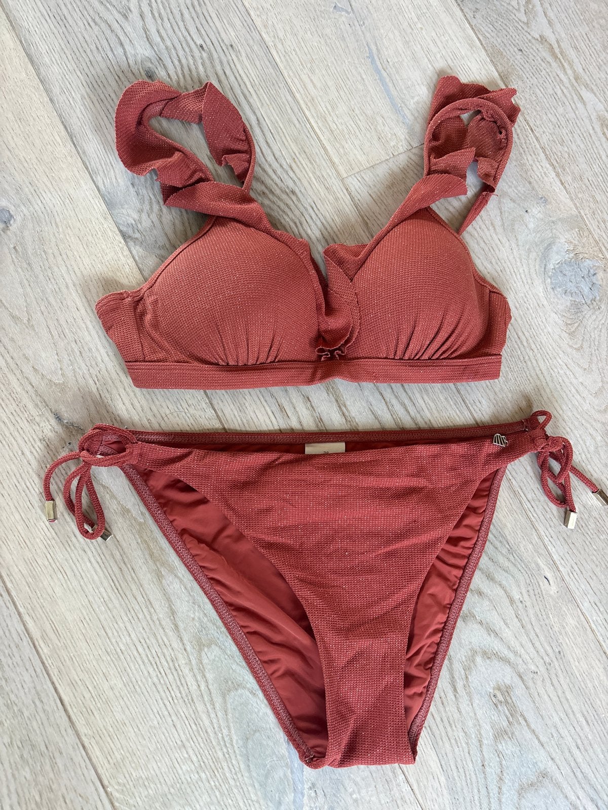 Beachlife oranje glitterbikini maat 38/B, Ophalen of Verzenden, Gedragen, Oranje, Bikini