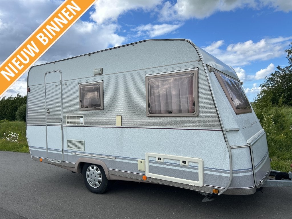 DETHLEFFS 440 NEW LINE VOORTENT, VAST BED, Niet ingevuld, Bedrijf, Tot en met 4, Niet ingevuld