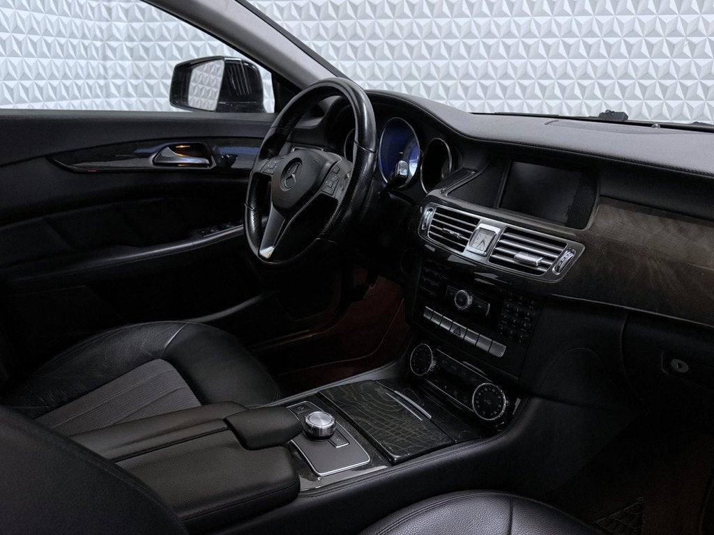 Mercedes-Benz CLS-klasse 350 V6 / FACELIFT MODEL! (2011), Auto's, Mercedes-Benz, Automaat, Euro 5, Gebruikt, 4 stoelen
