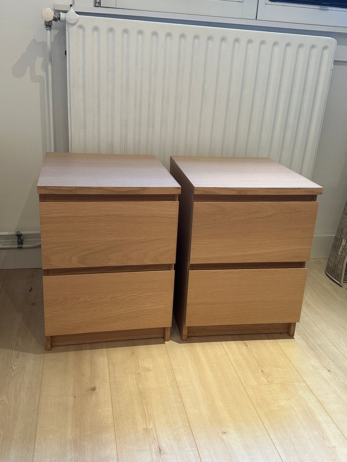 2 x Ikea Malm nachtkastjes, Ophalen, Zo goed als nieuw, Minder dan 45 cm