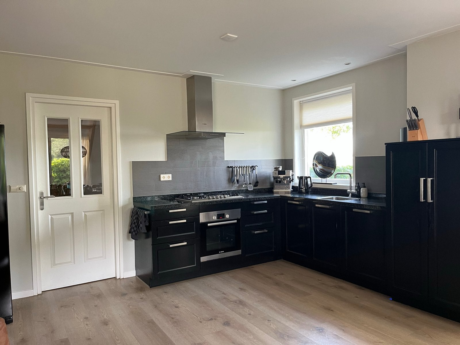 Houten moderne zwarte hoekkeuken, Witgoed en Apparatuur, Ovens, Ophalen, Gebruikt, Oven, Hete lucht