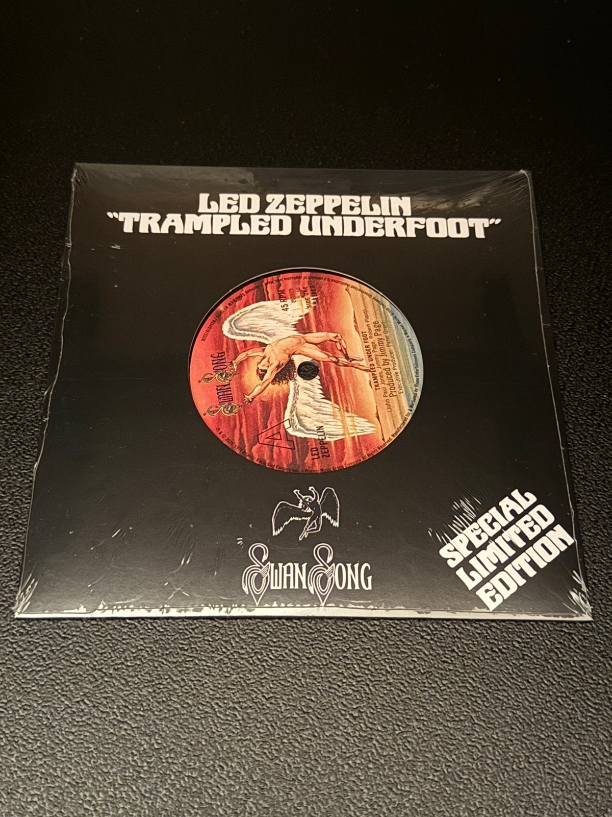Led Zeppelin - Trampled Underfoot - 7” RSD 2025 NIEUW, 7 inch, Ophalen of Verzenden, Limited edition, Nieuw in verpakking