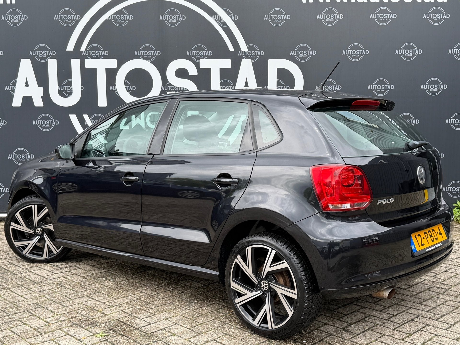 Volkswagen Polo 1.4-16V Comfortline NL-Auto / NAP / Airco /, Auto's, Voorwielaandrijving, 40 €/maand, 4 cilinders, Zwart