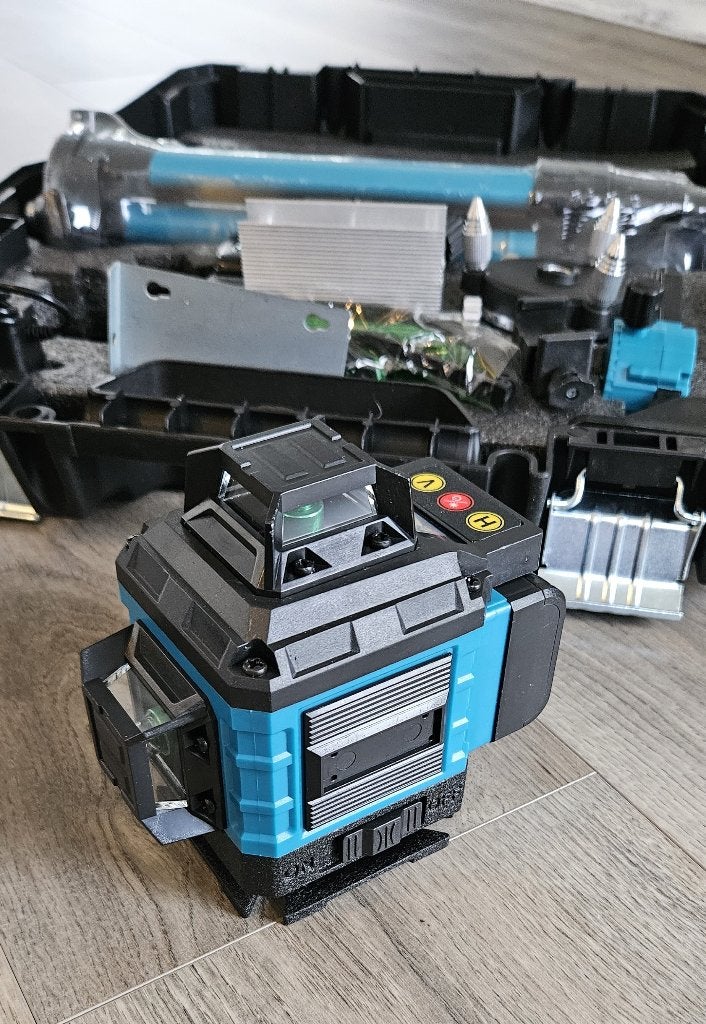 Lijnlaser met veel accessoires incl 2x accu en lader NIEUW!, Ophalen of Verzenden, Nieuw, Afstand