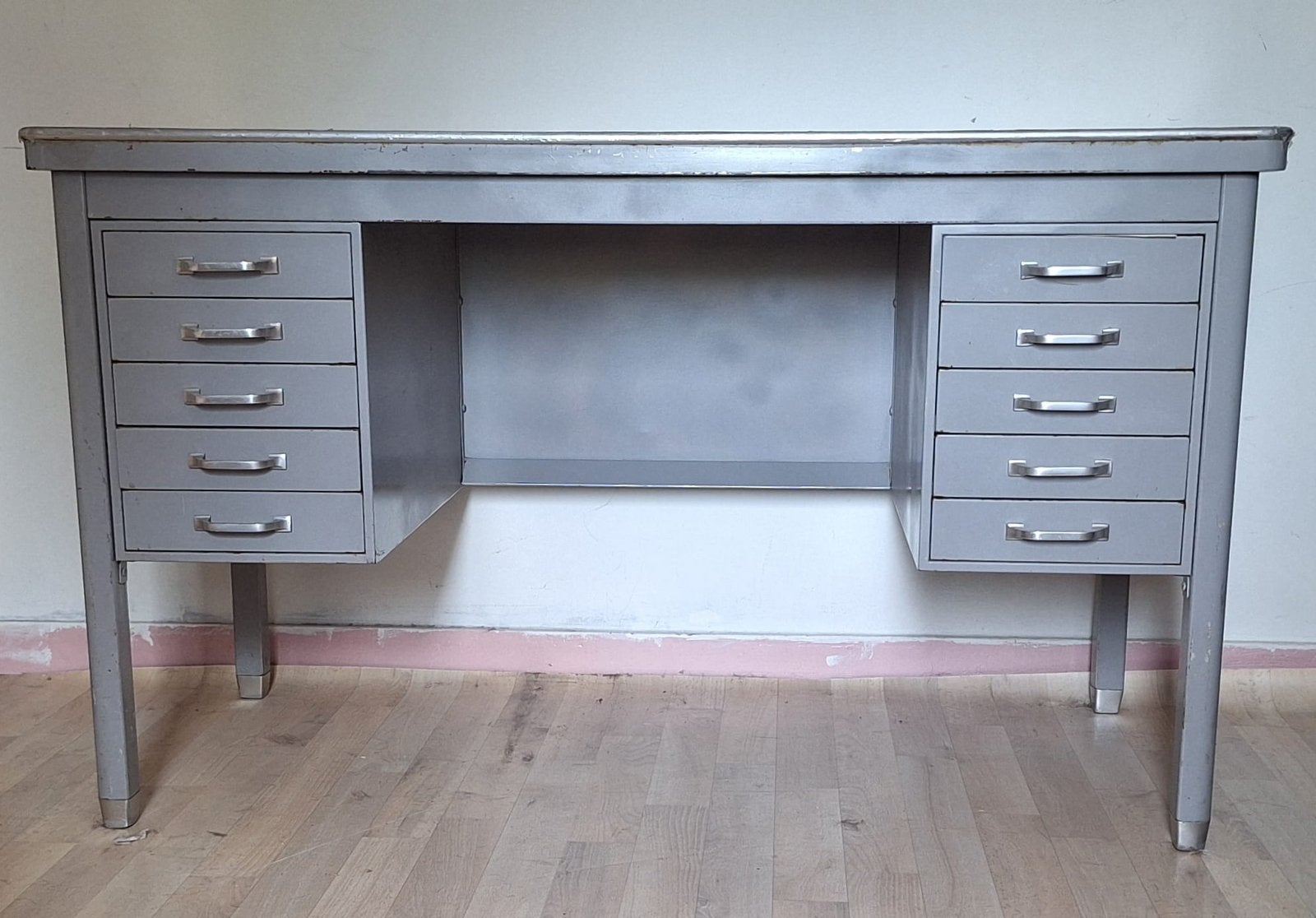 Vintage metalen bureau Gispen, Gebruikt, 120 cm, Metaal, Ophalen of Verzenden