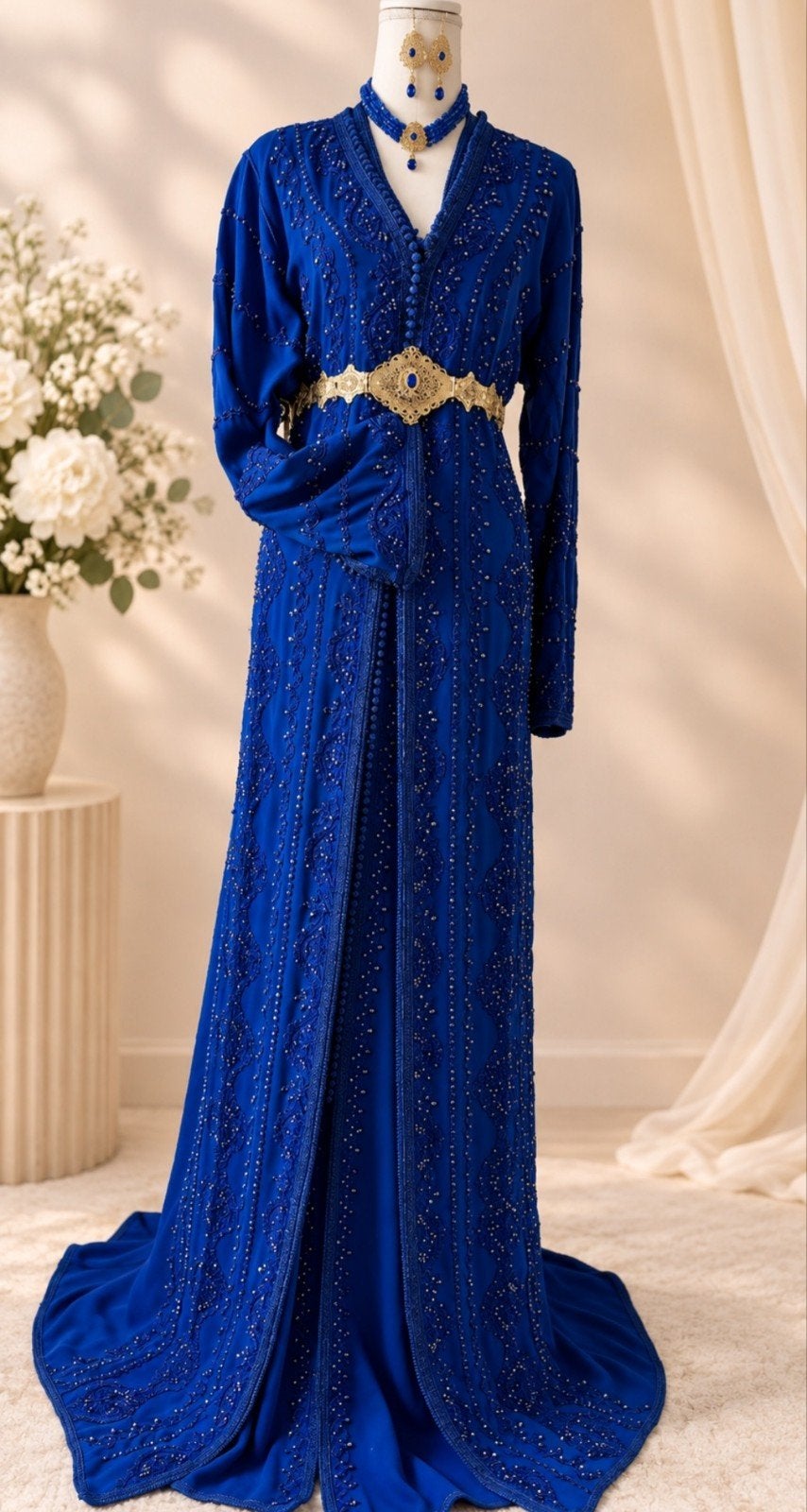 Prachtige blauwe Takchita met zilver details,te HUUR, Kleding | Dames, Overige typen, Blauw, Zo goed als nieuw, Ophalen