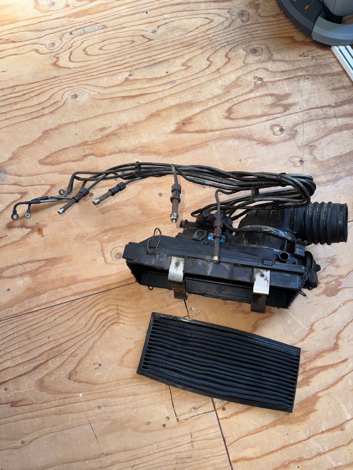 Spinnekop / k jetronic VW Golf II GTI - Bosch 0438120195, Auto-onderdelen, Ophalen of Verzenden, Volkswagen