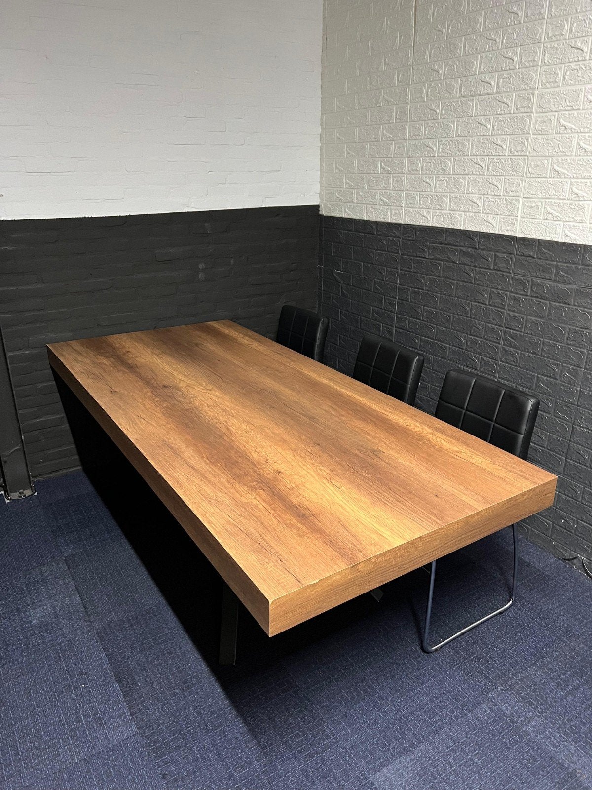 SHOWMODEL EET & VERGADERING TAFEL, Ophalen
