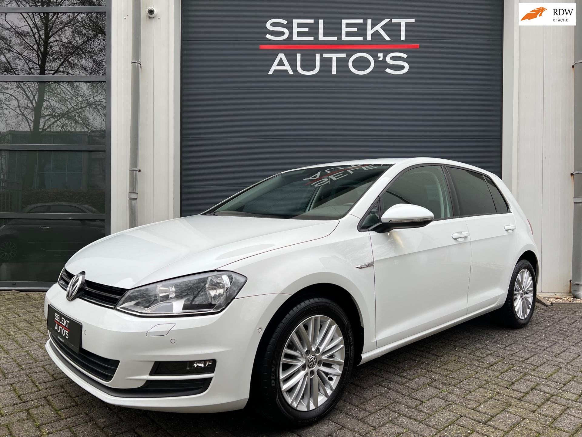 Volkswagen Golf 1.2 TSI CUP Edition Climate Control/Auto Inp, Auto's, Voorwielaandrijving, Gebruikt, Zwart, 4 cilinders
