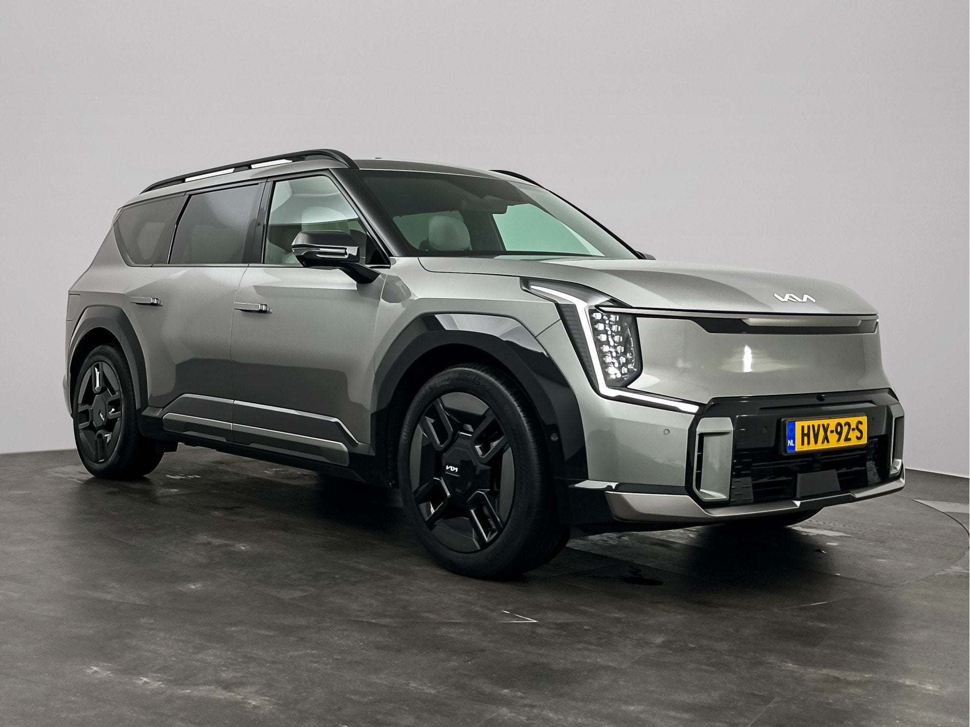 Kia EV9 GT-Line AWD 99.8 kWh | Schuifkantel dak | 7 persoons, Auto's, Automaat, 12 maanden, 544 min, SUV of Terreinwagen