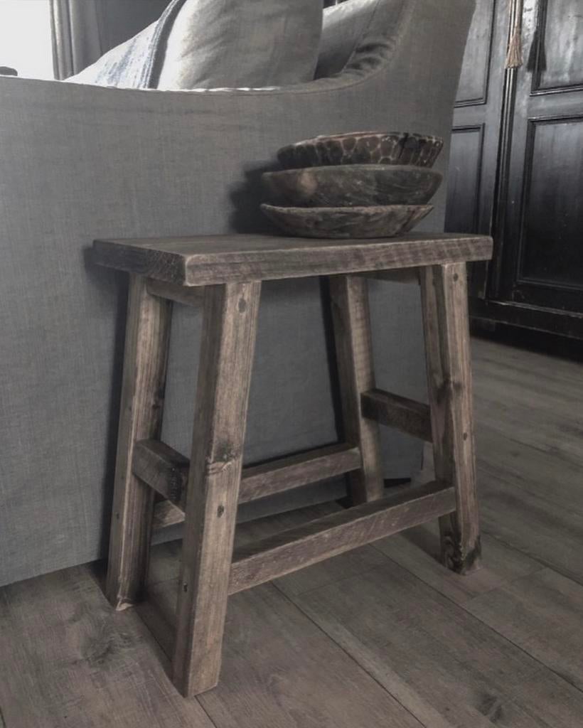 ~Stoer Sober Landelijk Houten Krukje/Bankje~, Huis en Inrichting, Woonaccessoires | Overige, Ophalen of Verzenden, Zo goed als nieuw