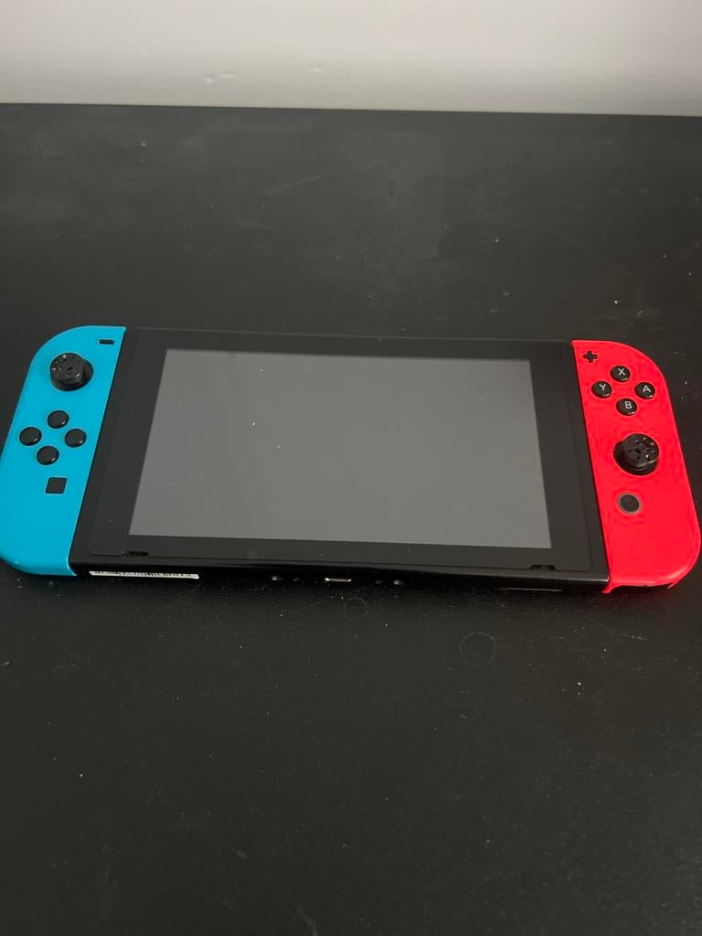 Nintendo Switch met Joy-Cons (Blauw/Rood), Ophalen, Zo goed als nieuw, Met 2 controllers, Switch Original