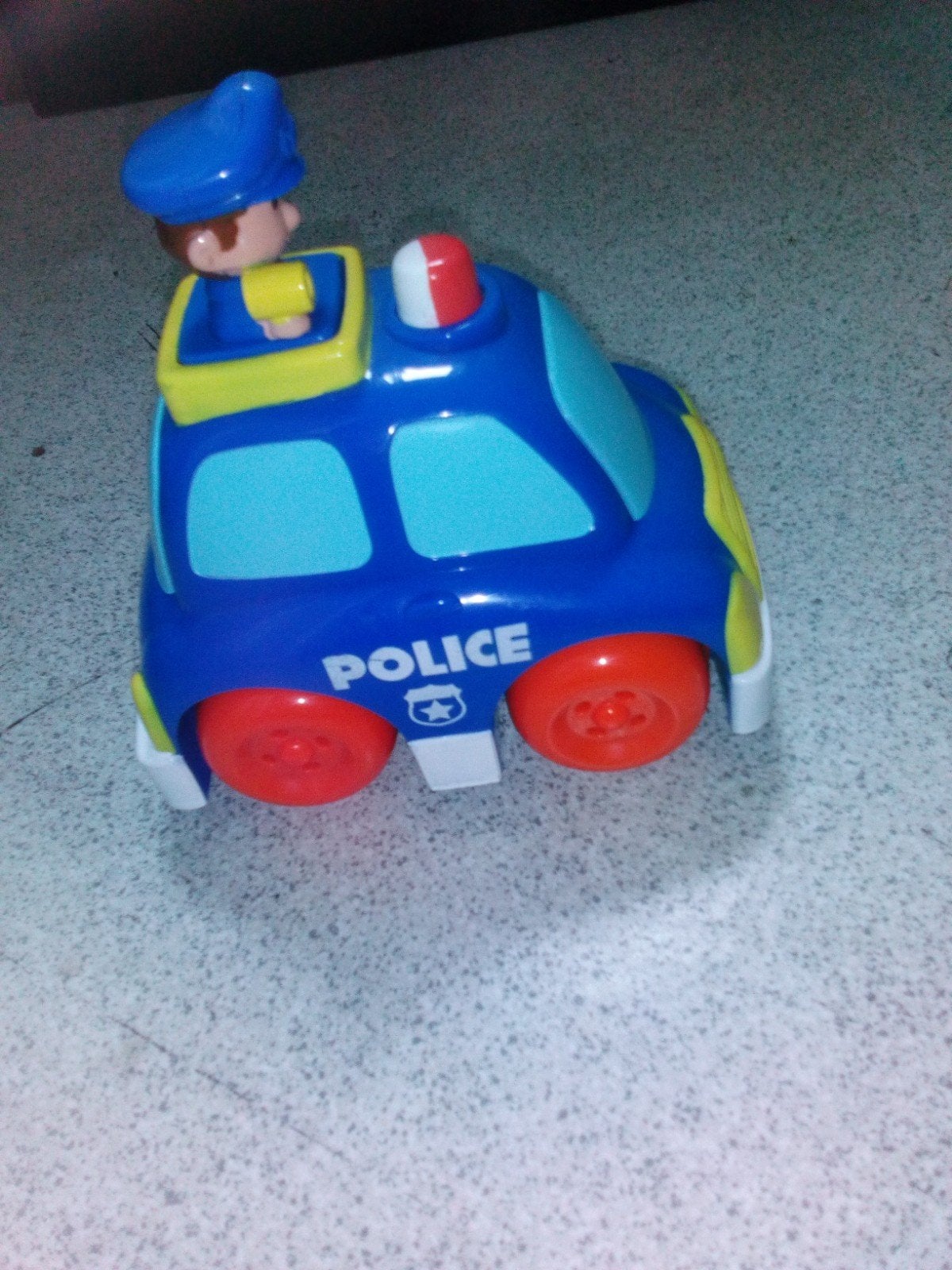 Leuke politieauto met agent voor kinderen, Ophalen, Gebruikt
