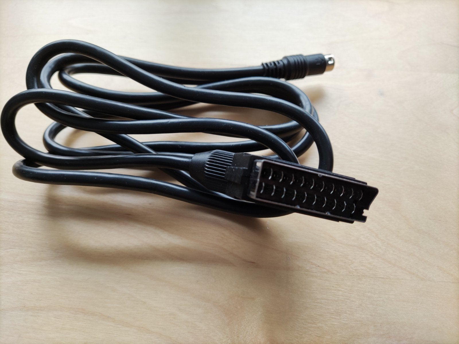 Scartkabel met S-Video aansluiting, Ophalen of Verzenden, Gebruikt, 2 tot 5 meter, Scartkabel