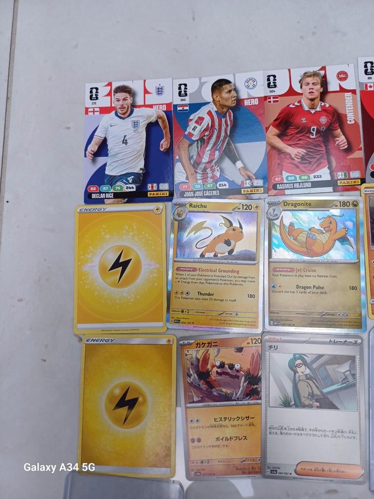 Pokémonkaarten - Diverse collectie met zeldzame kaarten, Ophalen of Verzenden, Nieuw, Meerdere kaarten, Foil