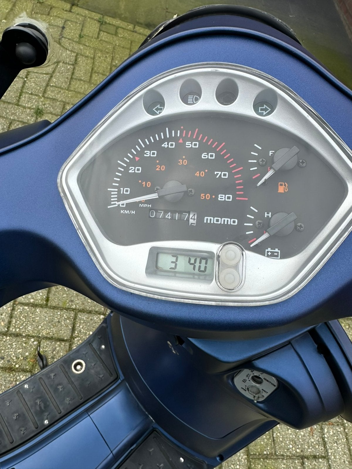 Scooter momo morino, Ophalen, Zo goed als nieuw, Benzine