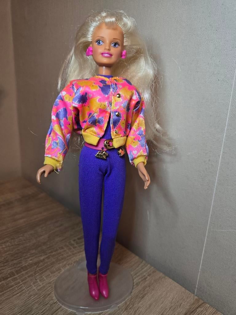 Barbie Sindy Gogo walking dog - vintage Hasbro, Verzamelen, Poppen, Ophalen of Verzenden, Gebruikt